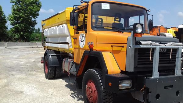 1#3166 Macchina operatrice Iveco Magirus 120-30 e spargisale Giletta in vendita - foto 1