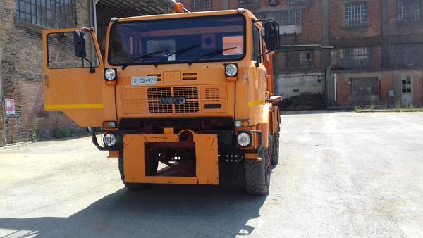 Autocarri in vendita