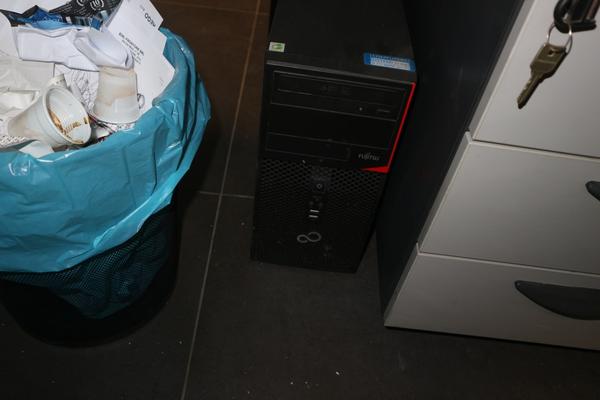 4#3168 Fotocopiatrice Olivetti e computer Fujitsu in vendita - foto 12