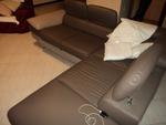 Image 7 - Samsung TV and sofa with peninsula - Lot 3 (Auction 3169)