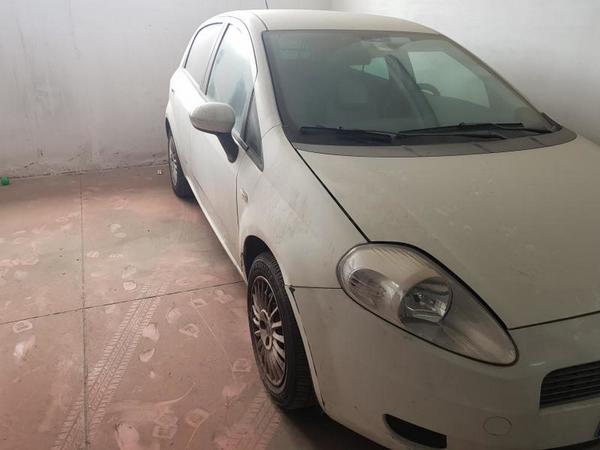1#3174 Autocarro Fiat Punto in vendita - foto 2