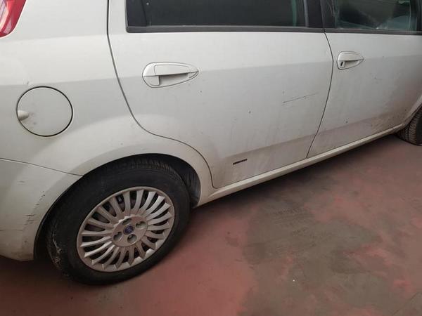 1#3174 Autocarro Fiat Punto in vendita - foto 5
