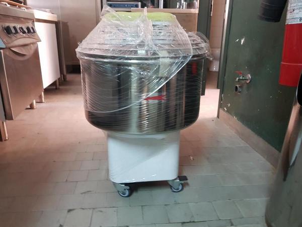 22#3174 Impastatrice Moretti e ricambi attrezzatura ristorazione in vendita - foto 1