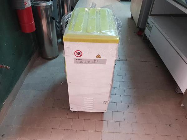 22#3174 Impastatrice Moretti e ricambi attrezzatura ristorazione in vendita - foto 3