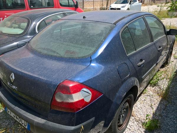 12#3177 Auto Renault Megane con aut noleggio con conducente in vendita - foto 11