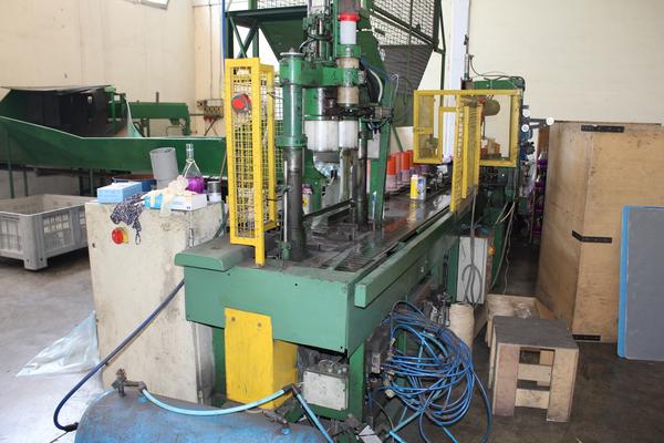 1#3180 Ramo di azienda dedita alla distribuzione di contenitori in vetro per imbottigliamento in vendita - foto 1