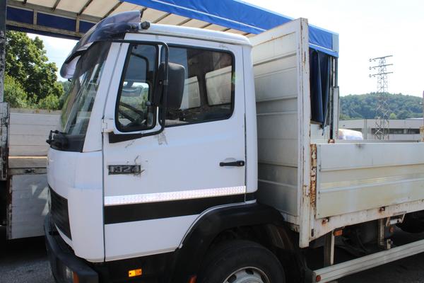 1#3180 Ramo di azienda dedita alla distribuzione di contenitori in vetro per imbottigliamento in vendita - foto 4