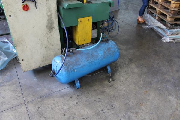 1#3180 Ramo di azienda dedita alla distribuzione di contenitori in vetro per imbottigliamento in vendita - foto 59