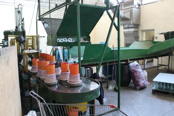 1#3180 Ramo di azienda dedita alla distribuzione di contenitori in vetro per imbottigliamento in vendita - foto 67