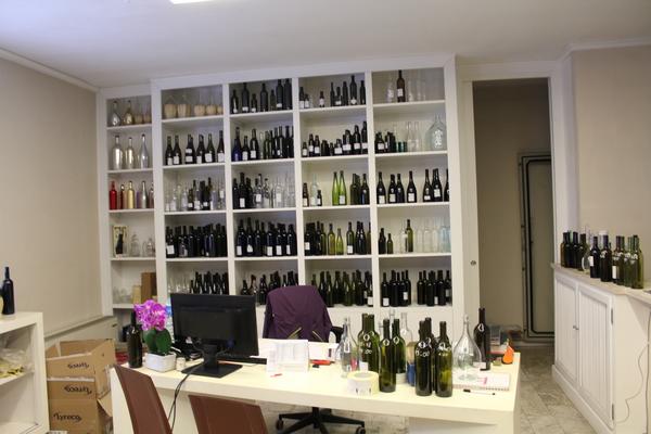 1#3180 Ramo di azienda dedita alla distribuzione di contenitori in vetro per imbottigliamento in vendita - foto 116