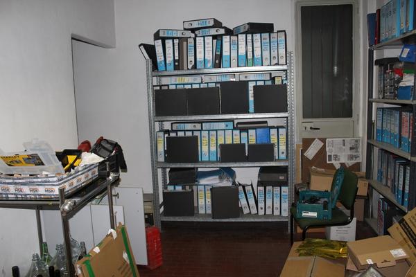 1#3180 Ramo di azienda dedita alla distribuzione di contenitori in vetro per imbottigliamento in vendita - foto 120