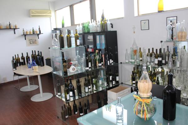 1#3180 Ramo di azienda dedita alla distribuzione di contenitori in vetro per imbottigliamento in vendita - foto 125