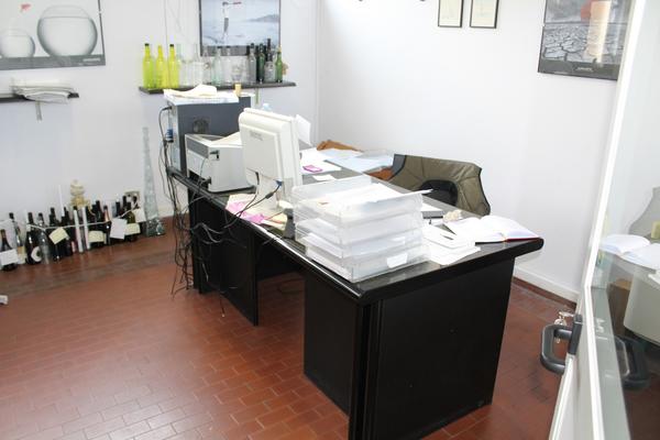 1#3180 Ramo di azienda dedita alla distribuzione di contenitori in vetro per imbottigliamento in vendita - foto 127