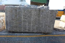Shapphire block - Lot 6 (Auction 3183)
