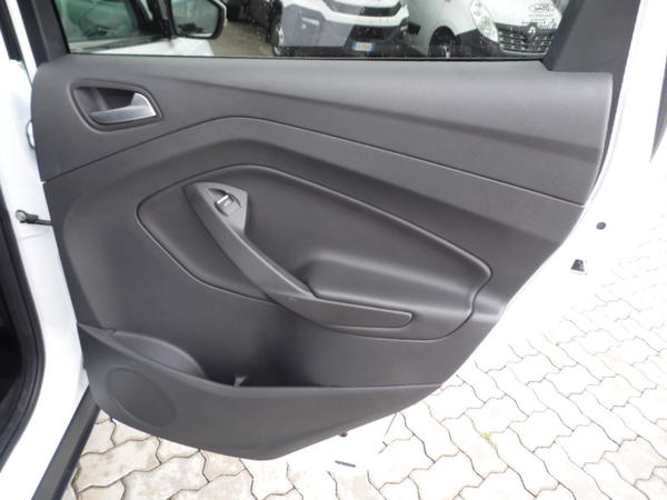 3#3188 Autovettura Ford Kuga in vendita - foto 10
