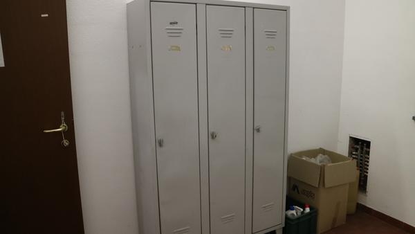 1#3195 Arredi e attrezzature per ufficio in vendita - foto 40