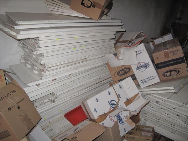 1#3208 Attrezzature ed arredi per negozio in vendita - foto 1