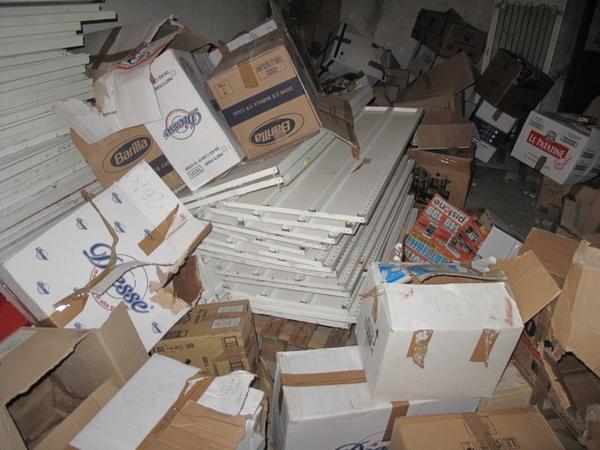 1#3208 Attrezzature ed arredi per negozio in vendita - foto 6