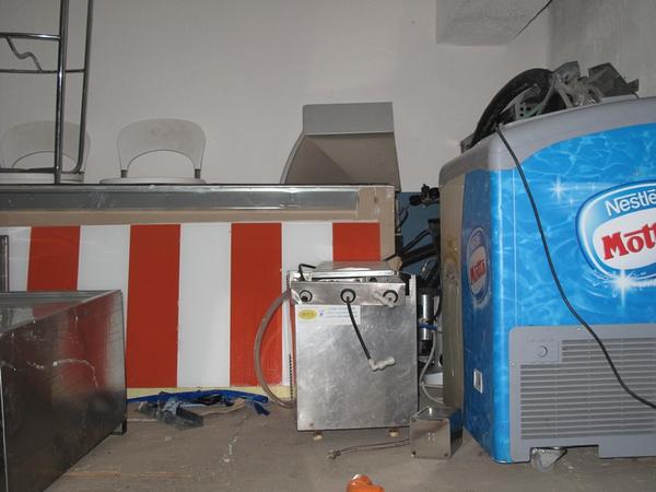 3#3208 Arredi ed attrezzature per bar in vendita - foto 32