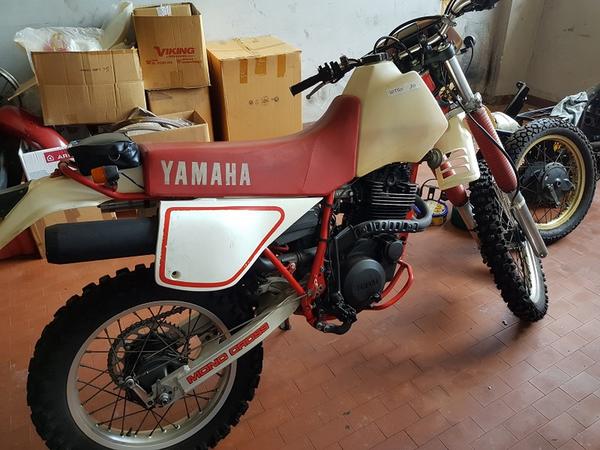 10#3215 Motocicletta Yamaha in vendita - foto 1