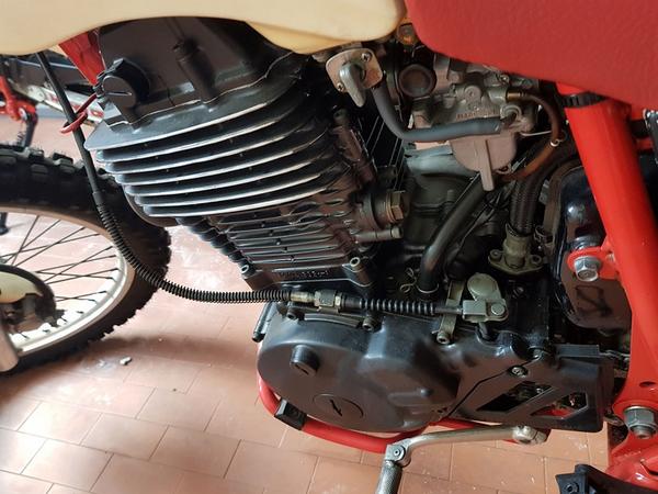 10#3215 Motocicletta Yamaha in vendita - foto 4