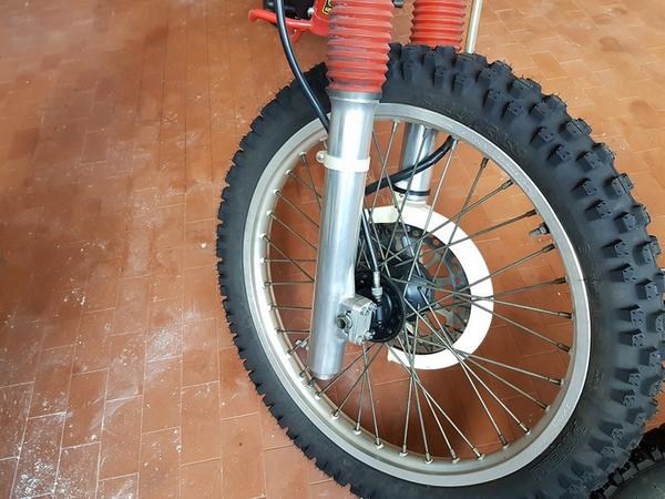 10#3215 Motocicletta Yamaha in vendita - foto 6