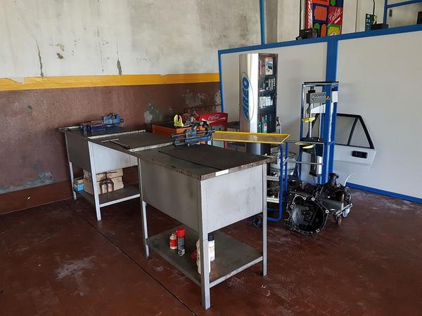 2#3215 Arredo e accessori per carrozzeria in vendita - foto 1