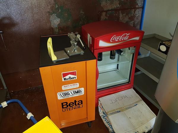 2#3215 Arredo e accessori per carrozzeria in vendita - foto 3