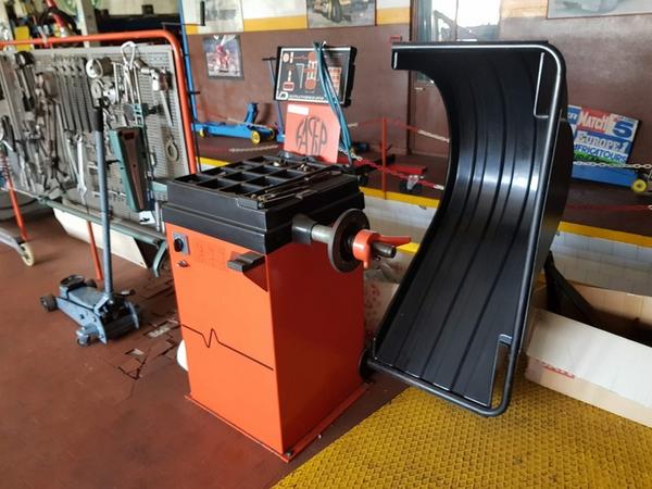 Attrezzatura meccanica in vendita