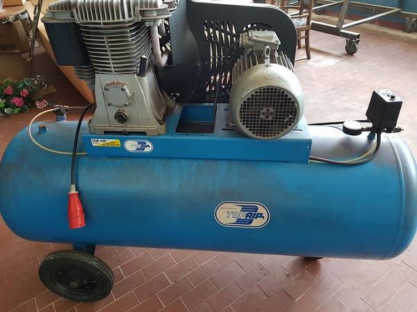 9#3215 Banco da lavoro e compressore Top Air in vendita - foto 1