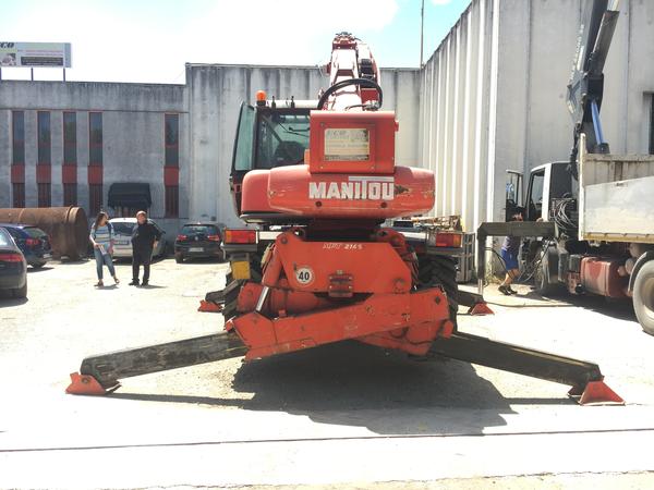 1#3222 Sollevatore telescopico Manitou Mrt 21.45 turbo completo di forche in vendita - foto 9