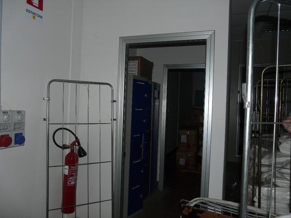 2#3241 Clean room a servizio di area sterilizzazione e confezionamento indumenti sterili in vendita - foto 7