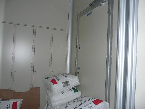 2#3241 Clean room a servizio di area sterilizzazione e confezionamento indumenti sterili in vendita - foto 10