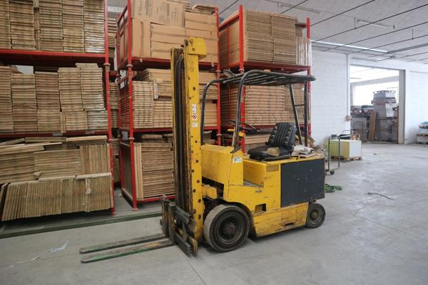 2#3244 Spazzatrice Cimex e carrello elevatore in vendita - foto 1