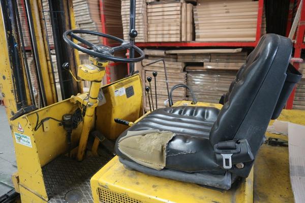 2#3244 Spazzatrice Cimex e carrello elevatore in vendita - foto 12