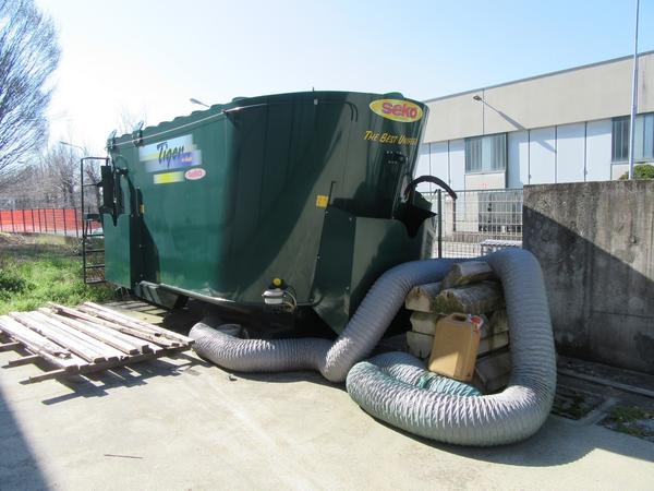 15#3246 Trincia miscelatore Seko in vendita - foto 1