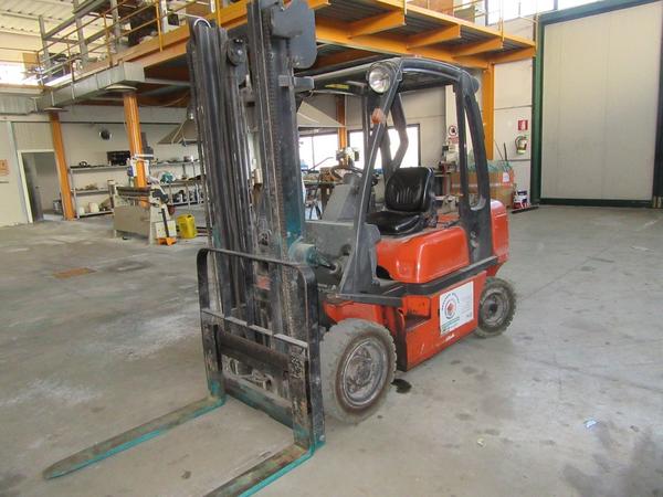 3#3246 Carrello elevatore Nissan in vendita - foto 3