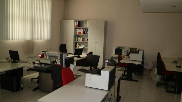 1#3247 Arredi ufficio in vendita - foto 8