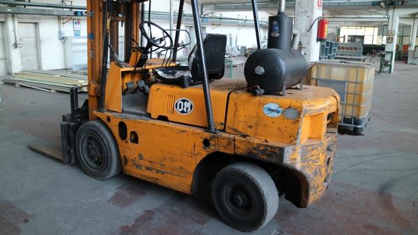 22#3250 Carrello elevatore OM in vendita - foto 2