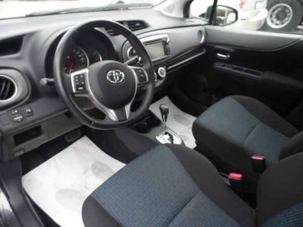 10#3251 Autovettura Toyota Yaris 1.3 5 Porte Sol in vendita - foto 5