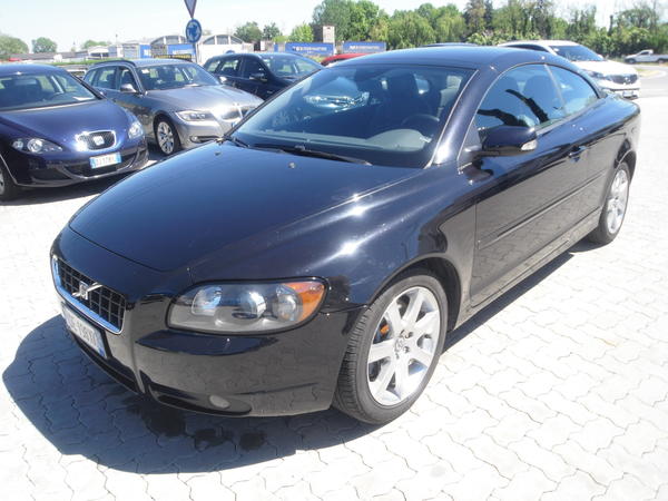 3#3252 Autovettura Volvo C70 in vendita - foto 1