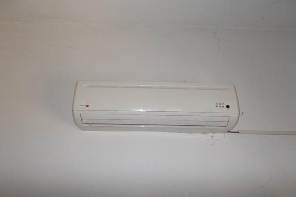 2#3255 Registratori di cassa e materiale infermeria in vendita - foto 18
