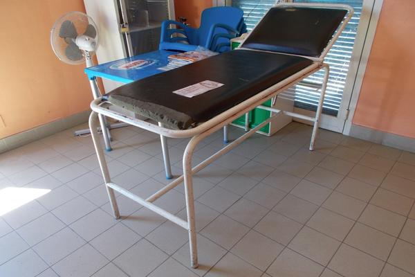 2#3255 Registratori di cassa e materiale infermeria in vendita - foto 44