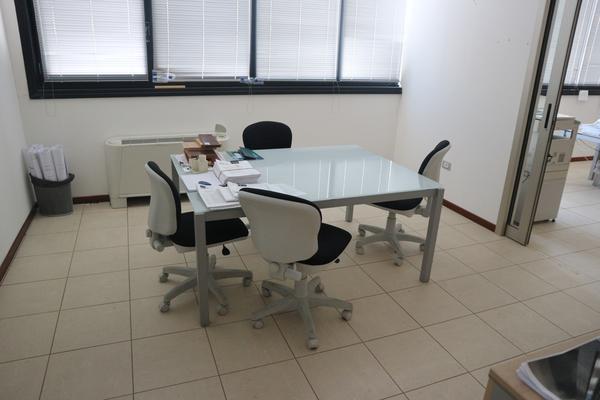 19#3259 Arredamento ed attrezzature da ufficio in vendita - foto 1