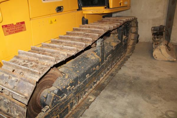 1#3264 Apripista cingolato Dozer D150 in vendita - foto 18