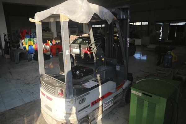 12#3266 Carrello elevatore OM e transpallet Komatsu in vendita - foto 4