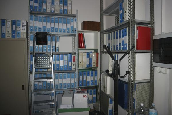 8#3266 Server IBM e gruppo di continuitࠁPC in vendita - foto 2