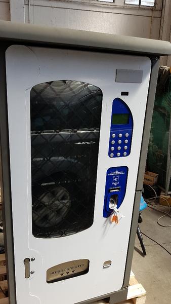 1#3269 Vetrina farmaci Durex in vendita - foto 4