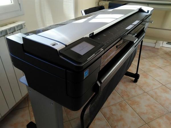30#3270 Plotter HP designjet f9a30a in vendita - foto 1