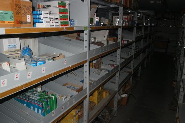 17#3271 Utensileria e minuteria in vendita - foto 14